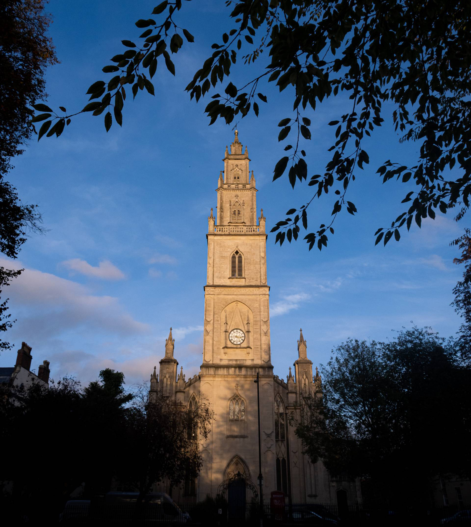 St Paul's church in front of a pink and blue sky